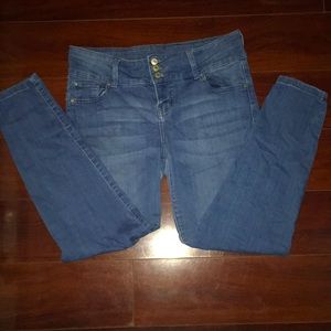 Celebrity Pink high waisted jeans